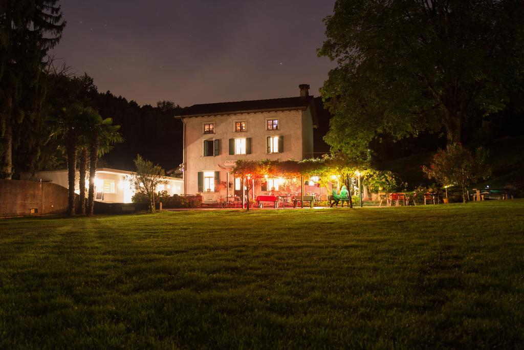 Ostello & Camping Riposo Losone Kültér fotó